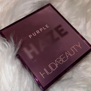 HUDA BEAUTY PURPLE HAZE PALETTE
